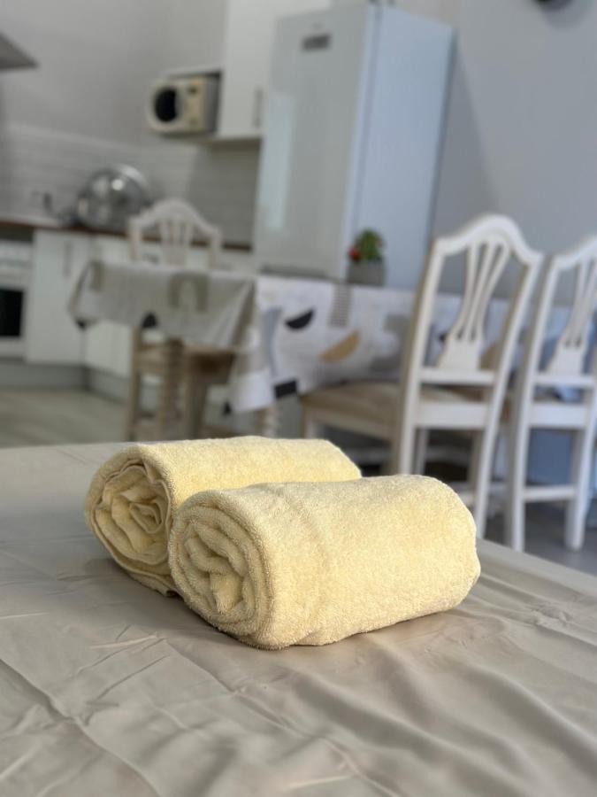 Apartamentos Redondela Madrid Ngoại thất bức ảnh